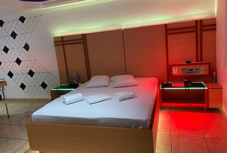 Motel 2000 Guarulhos Værelse billede